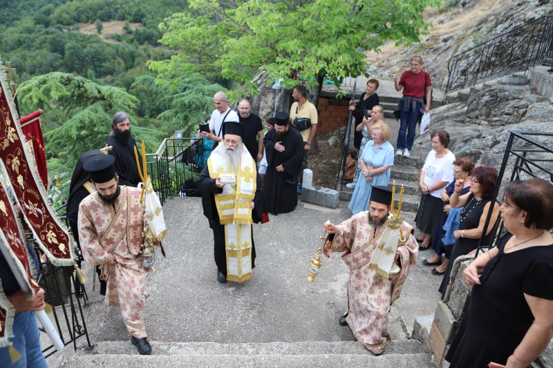 Υποδοχή Ιερού Λειψάνου Αγίου Εφραίμ Ν. Μάκρης στην Ιερά Μονή Μεταμορφώσεως του Σωτήρος Πρασινάδας Παρανεστίου. 